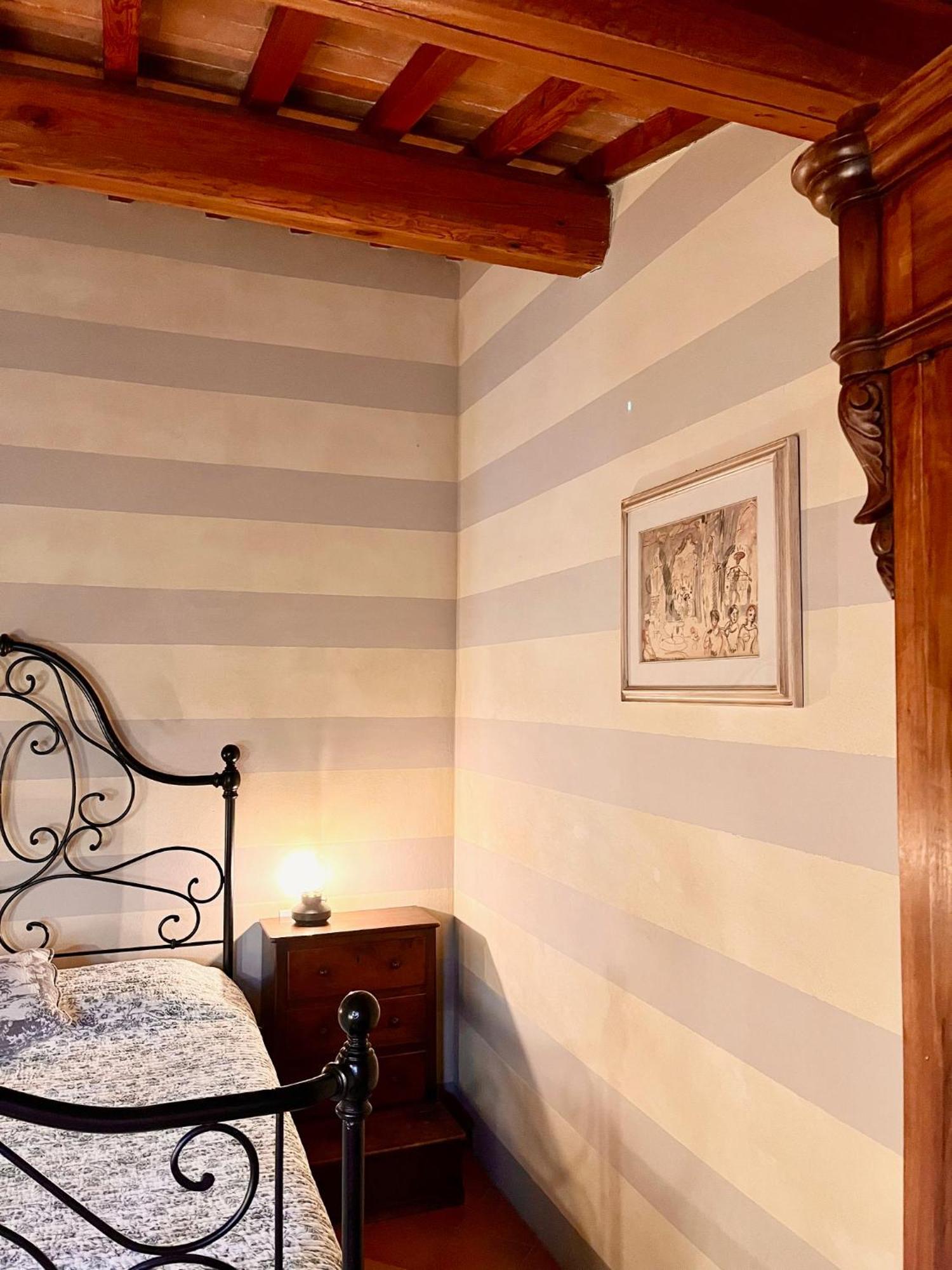 Agriturismo La Palazzina Palaia Rum bild